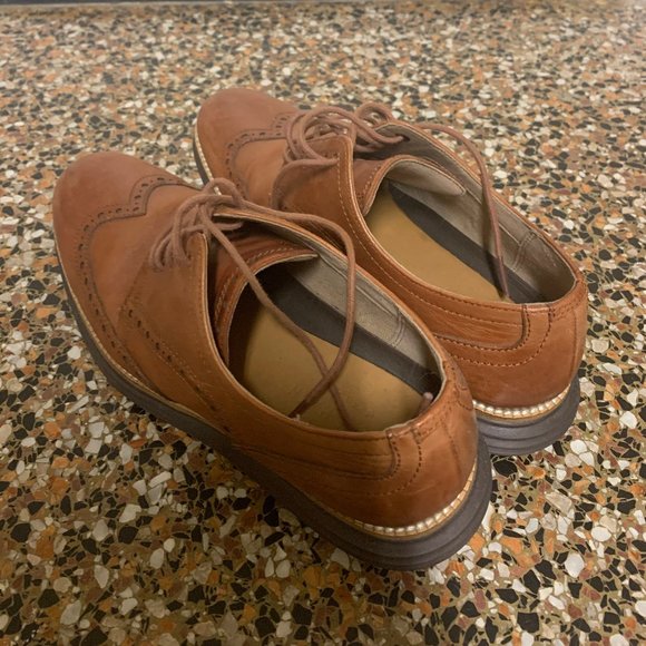 Cole Haans Brown Oxfords - Picture 1 of 1